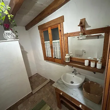 Al Giardino Da Lu * アッセミニ